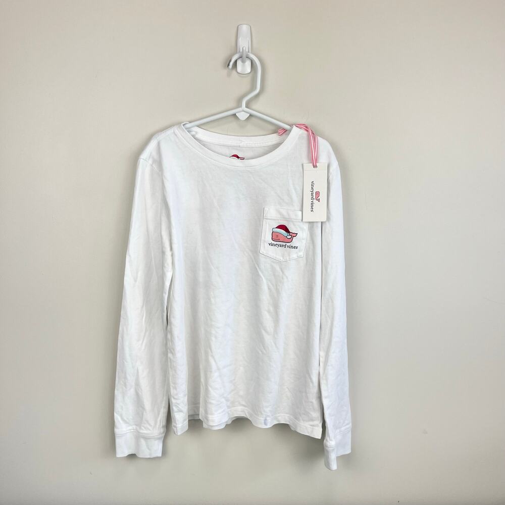 Vineyard Vines Long Sleeve Graphic Pocket T-Shirt Santa Whale White Cap M 10-12